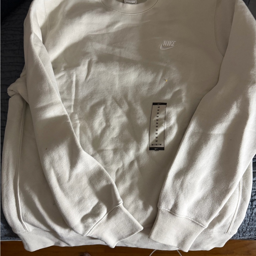 Nike Cream Crewneck Sweatshirt - Picture 8 of 8